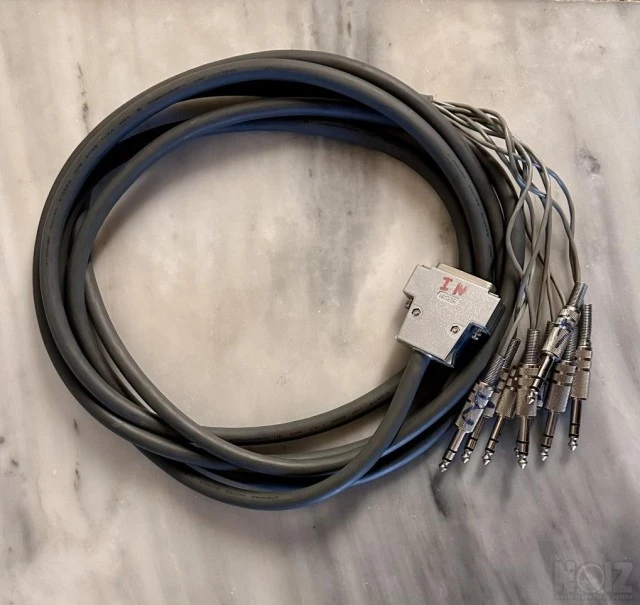 25-Pin to 8 Stereo Cable 3.5m