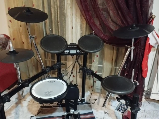 Roland TD04