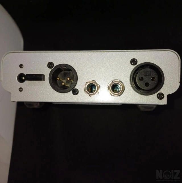 Behringer TUBE ULTRAGAIN MIC200
