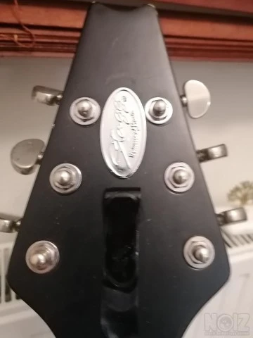 Stagg Flying V FV300