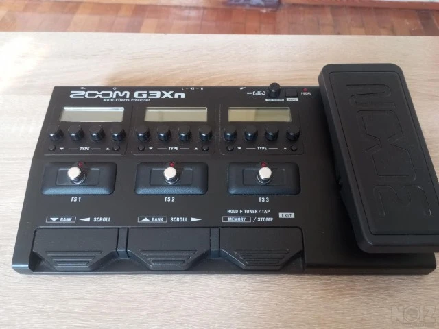 Multi effect guitar
