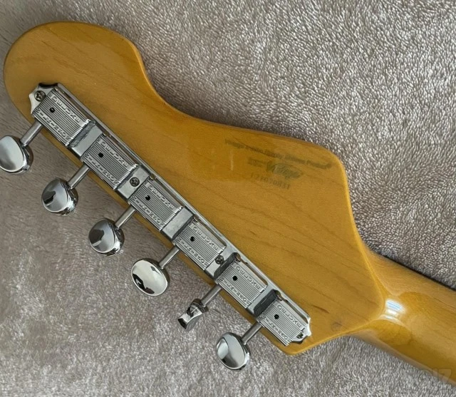Vintage V6JMH ReIssued Electric Guitar ~