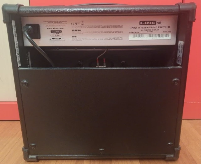 Line 6 Spider IV 15