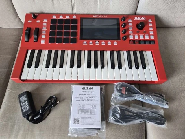 MPC KEY37