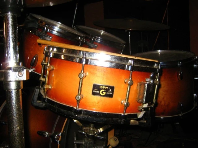Gabriel snare solid custom maple