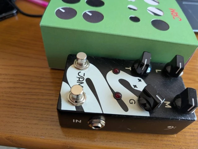 Jam Rattler Bass MKII