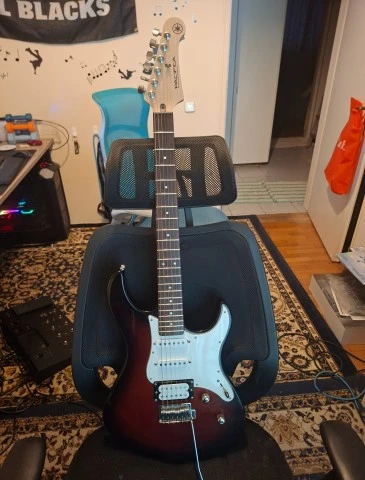 Yamaha Pacifica 112V  upgraded