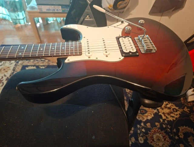 Yamaha Pacifica 112V  upgraded