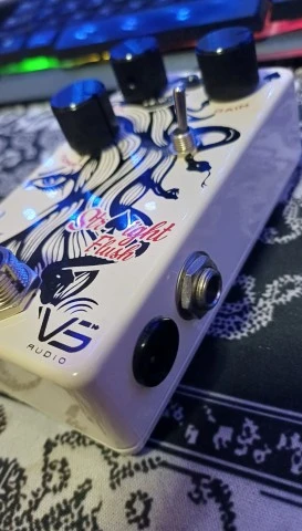 VS AUDIO Straight Flush
