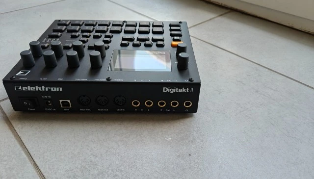 Elektron Digitakt 2