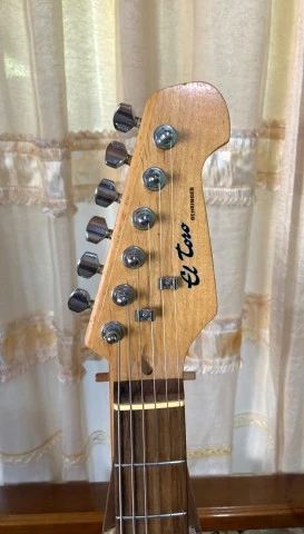 Behringer GM-108G EL TORO Electric Guitar