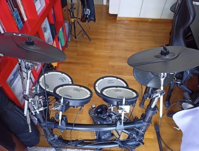 Roland TD-9 V-Drums (Upgraded Full Mesh) + Extras