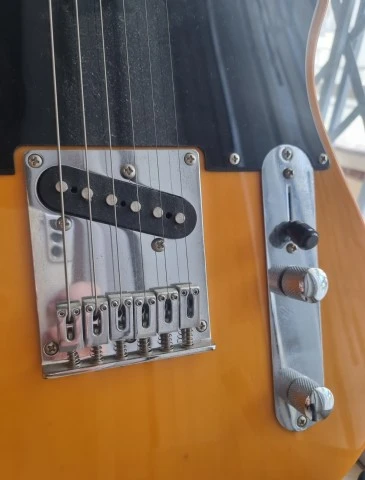 Squier Tele Affinity