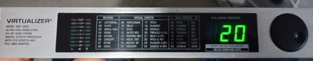 Behringer Virtualizer DSP-1000 Πολυεφέ 