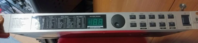 Behringer Virtualizer DSP-1000 Πολυεφέ 