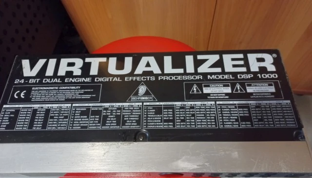 Behringer Virtualizer DSP-1000 Πολυεφέ 