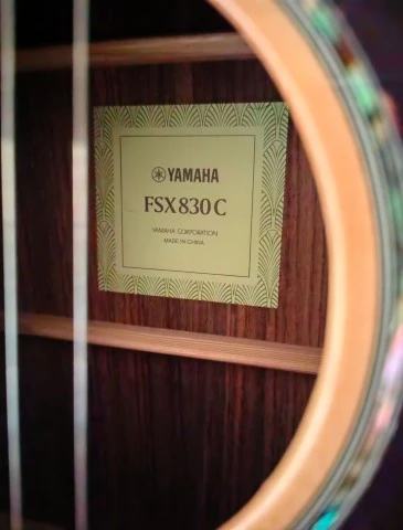 Ηλεκτρακουστική κιθάρα Yamaha FSX830 C