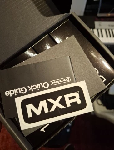MXR DC-BRICK M237 power supply