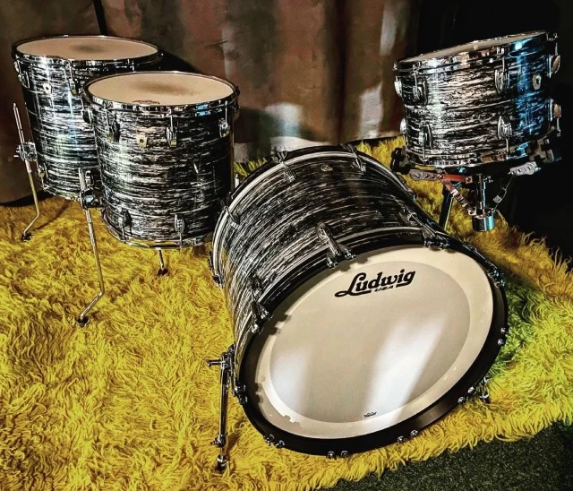 Ludwig Classic Maple Black Oyster