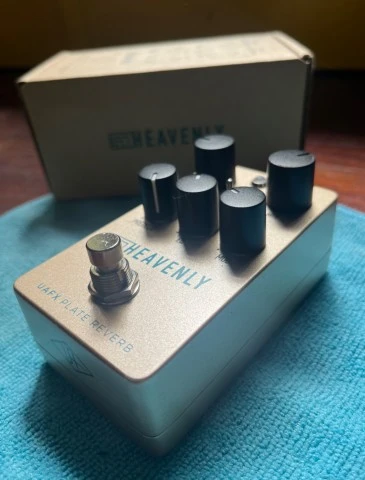 Universal Audio UAFX Heavenly Plate Reverb