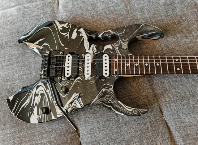 Ibanez JEM/Voyager w/RG570 japan neck