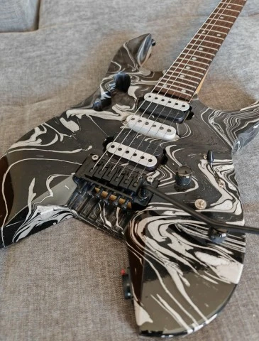 Ibanez JEM/Voyager w/RG570 japan neck