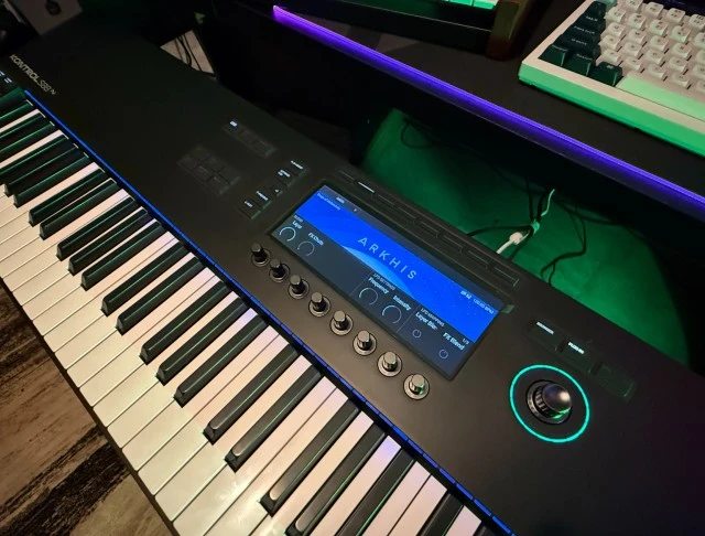 Native Instruments Komplete Kontrol S88 MK3