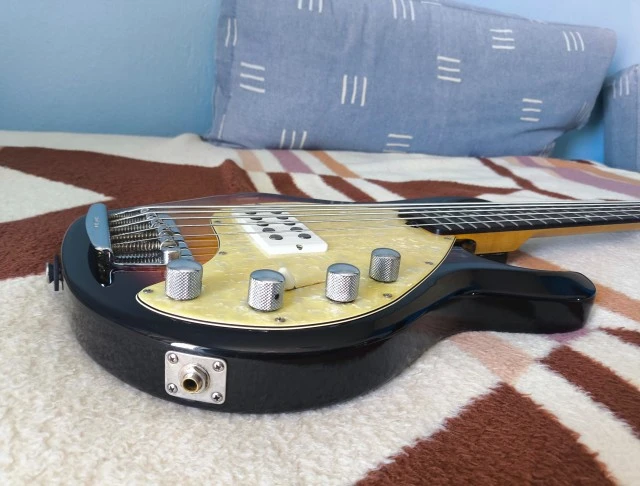 Music Man StingRay 5