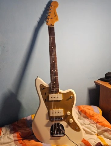 Squier J Mascis Jazzmaster 