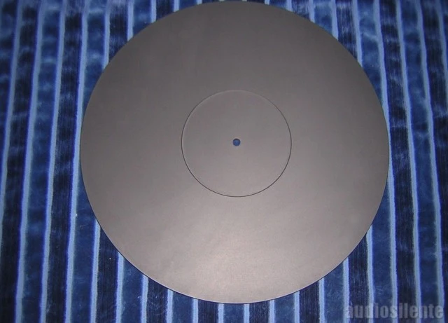 Chameleon Graphite Turntable Mat