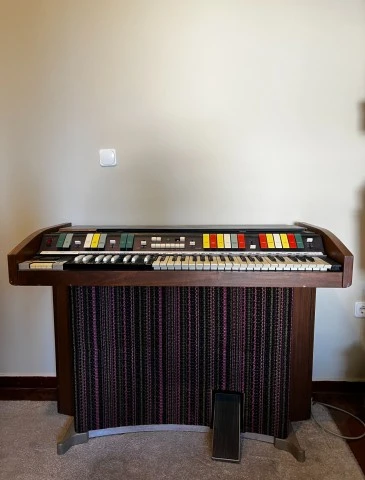Hammond Piper Autochord 