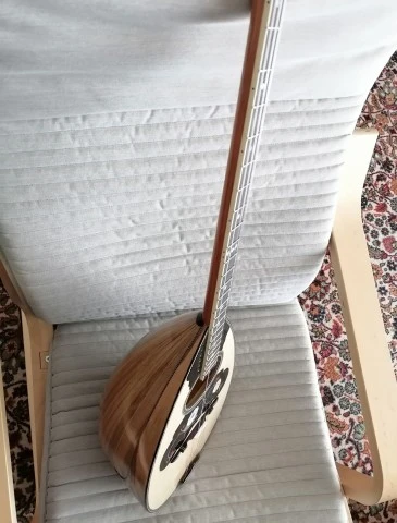 Τρίχορδο Προπολεμικής Αισθητικής
