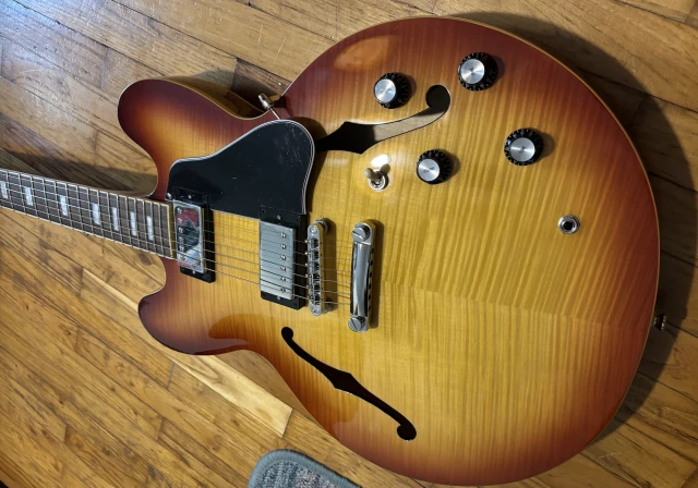 Epiphone ES 335 Raspberry tea figured bu
