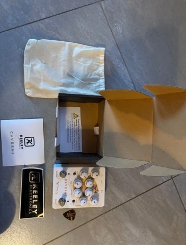 Keeley Caverns v2 Reverb/ Delay
