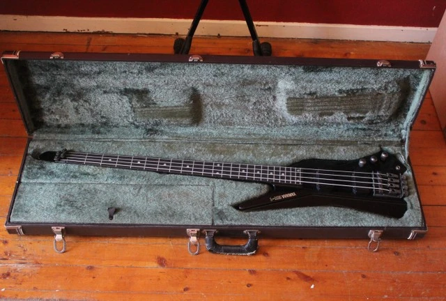 Yamaha BX 1 neck thru headless bass