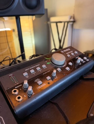 Mackie Big Knob v1