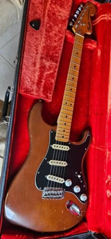 Fender stratocaster 1972 Mocha 