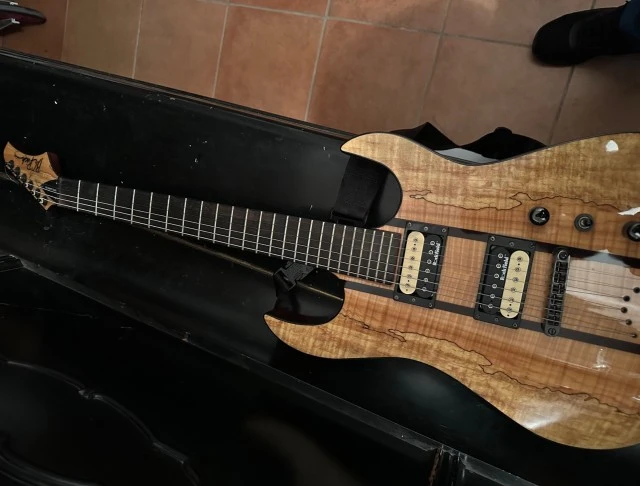 B.C. Rich Classic Exotic DLX Edition