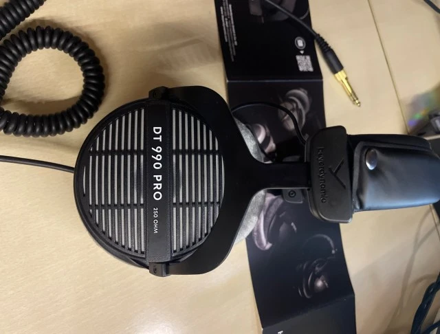 Beyerdynamic DT 990 Pro 250 Ohm