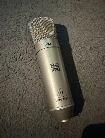Behringer B-2 Pro