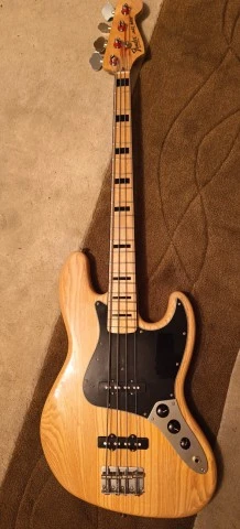 Fender Jazz bass AVRI 75 USA 