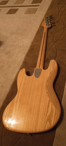 Fender Jazz bass AVRI 75 USA 