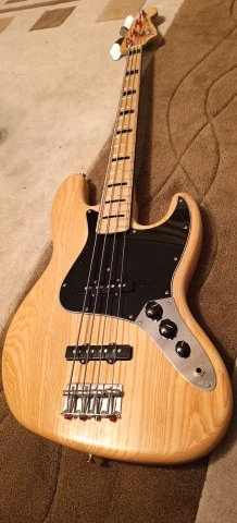 Fender Jazz bass AVRI 75 USA 