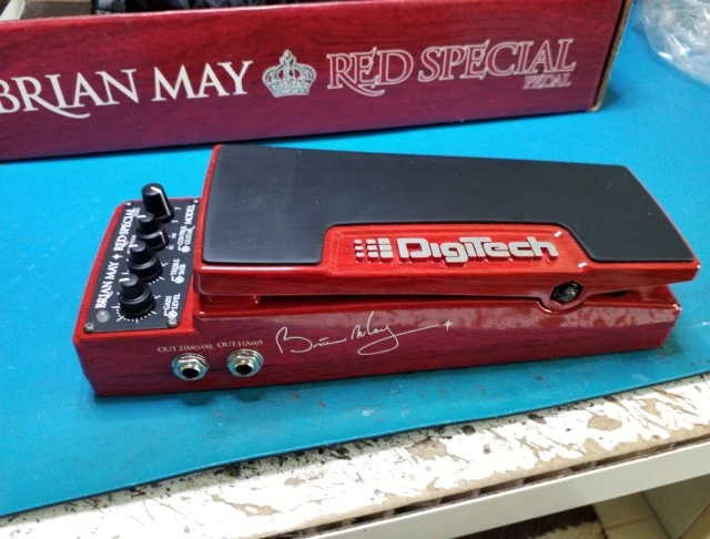 Digitech Brian May Red Special Artist Series 