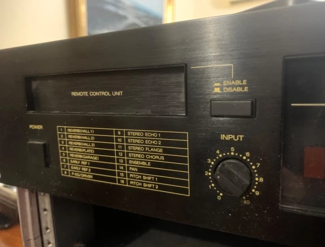 KORG DRV-3000 με βλάβη