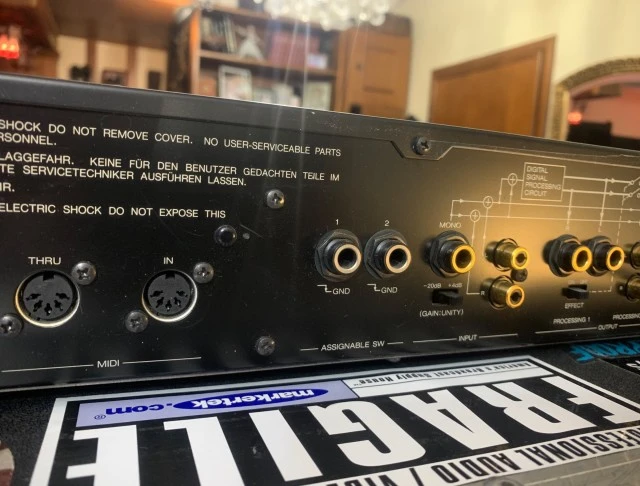 KORG DRV-3000 με βλάβη