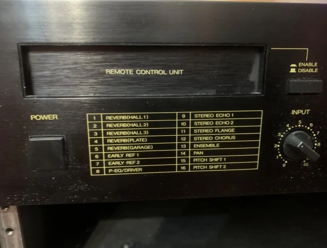 KORG DRV-3000 με βλάβη