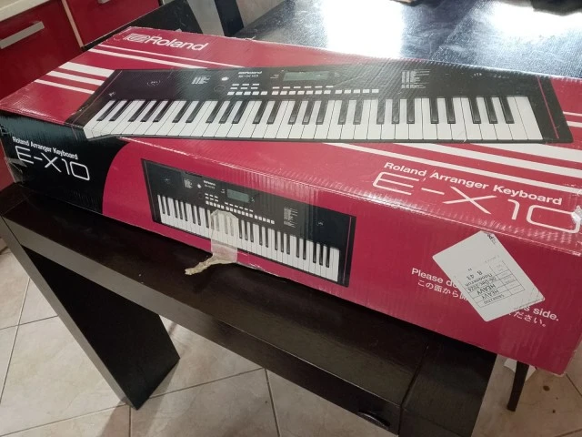 Roland E-X10