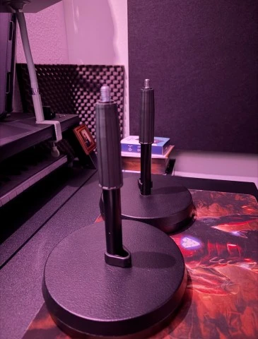 K&M 233BK microphone stand