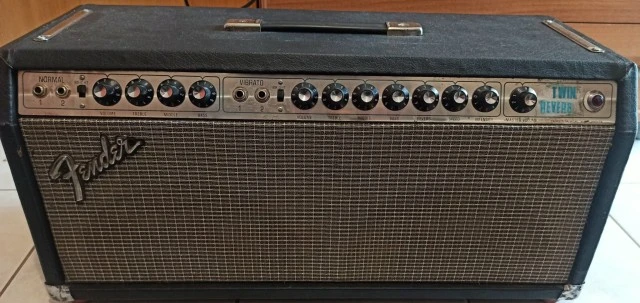 Fender twin reverb